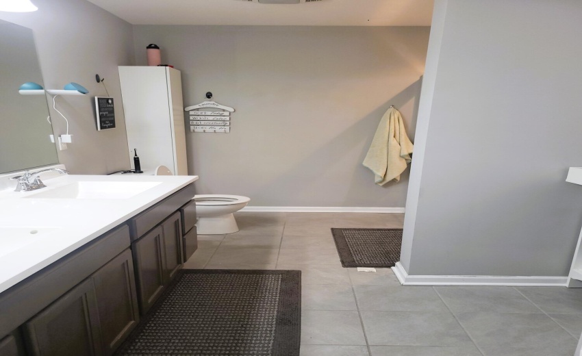 Master Bath 1