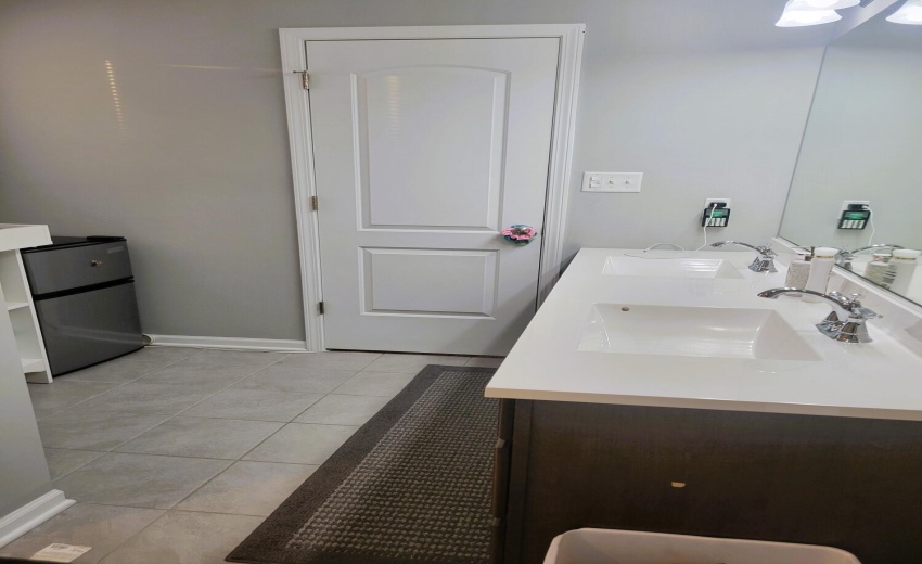 Master Bath 3