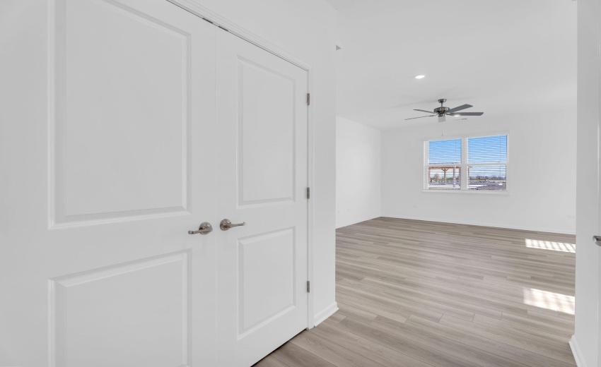 143-web-or-mls-12583 Maryland St - Flore