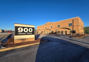 900 Parker Place, Schererville, Indiana, ,Commercial Sale,For Sale,Parker,NRA819594