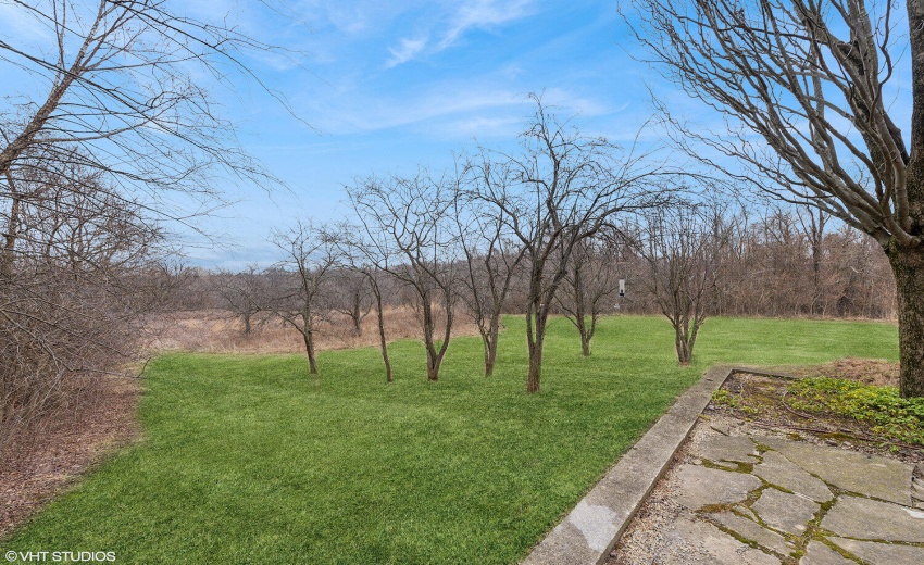 08_126W625N_2021_ViewNorthofCourtyard_Hi