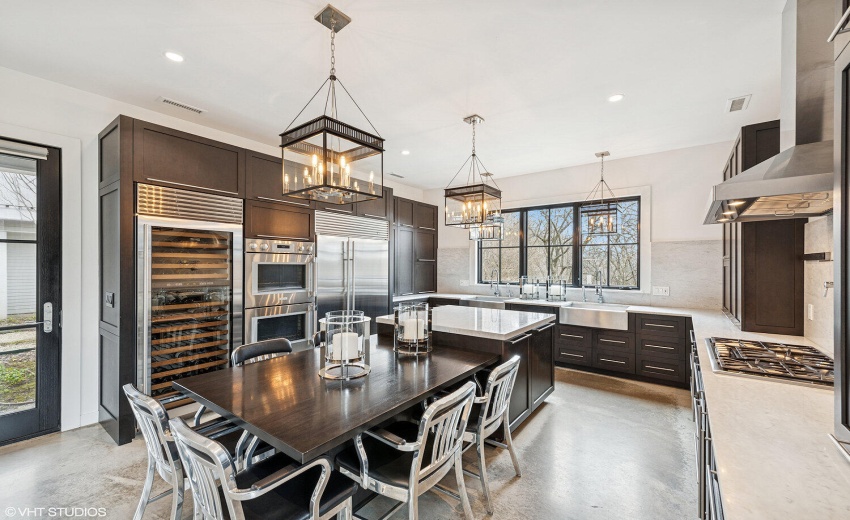 20_126W625N_2033_KitchenPrimary2_HiRes