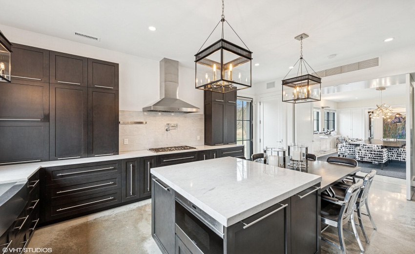 21_126W625N_2035_KitchentoDining_HiRes