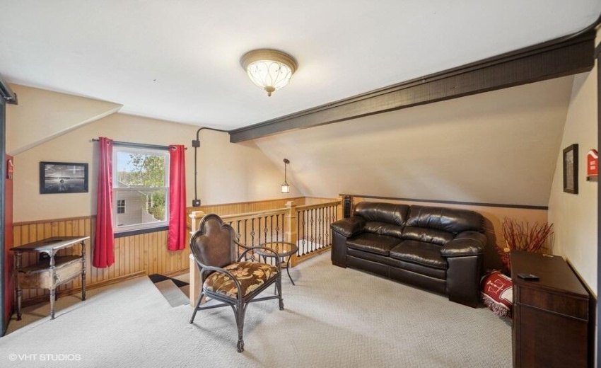 11_6382CentralAve_2010_Small