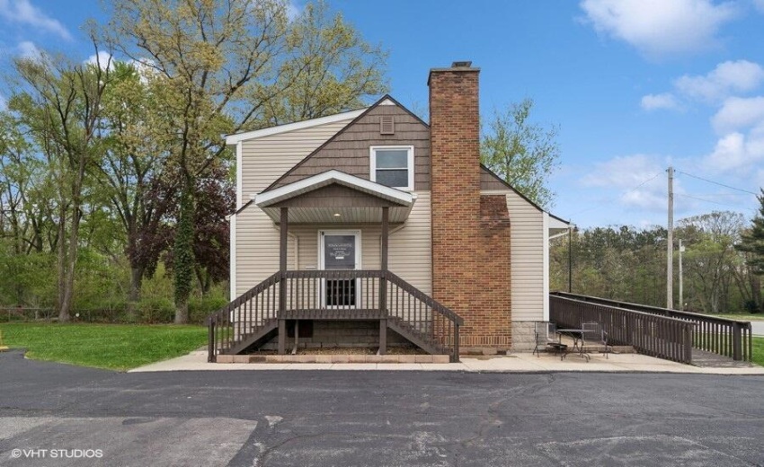 03_6382CentralAve_2025_Small