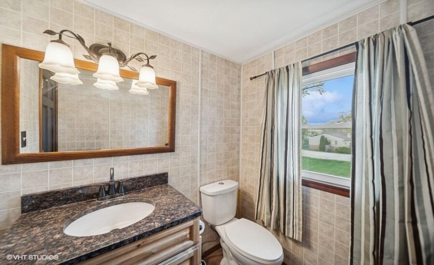 16_6382CentralAve_2015_Small