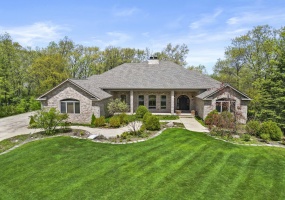 505 Brittany Lane, Dyer, Indiana, 3 Bedrooms Bedrooms, 10 Rooms Rooms,4 BathroomsBathrooms,Residential,For Sale,Brittany,NRA820585