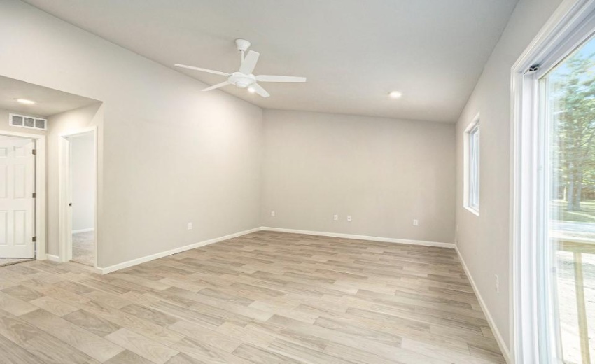 3-AET020-i2190-Great Room3