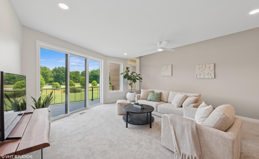 Great Room Overlooking Golf Coursre