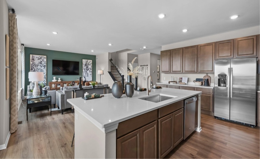 CHB_8415_Pic_Rainier_Kitchen_4of6_F1_Bas