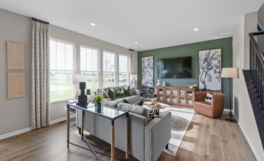 CHB_8415_Pic_Rainier_FamilyRoom_1of4_F1_