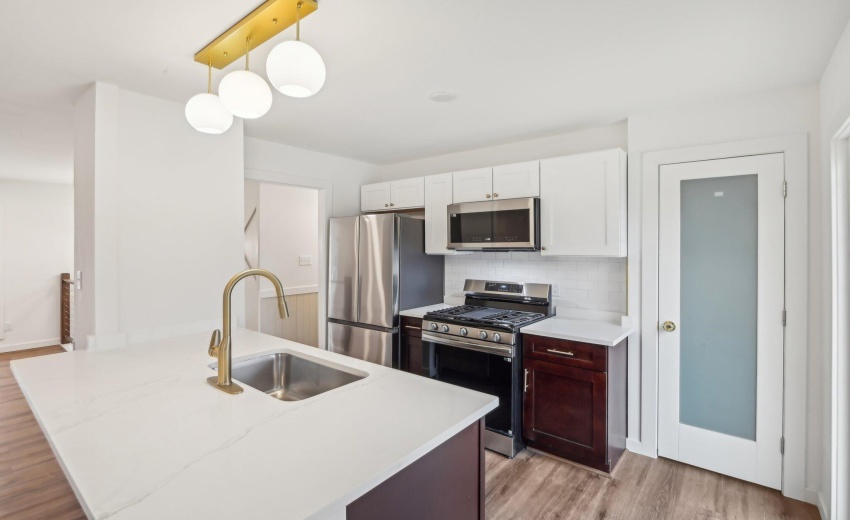 8-web-or-mls-Tennessee Ave-008