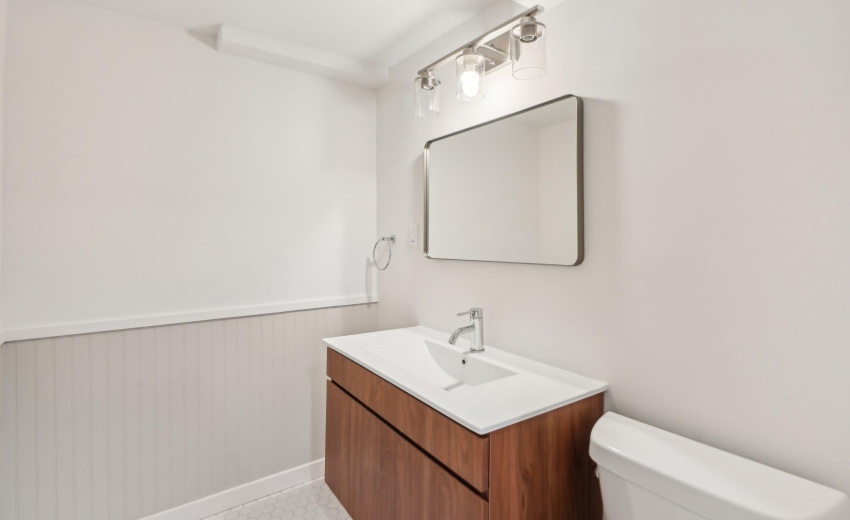 26-web-or-mls-Tennessee Ave-026