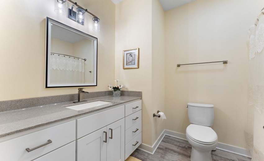 Immaculate Bathroom