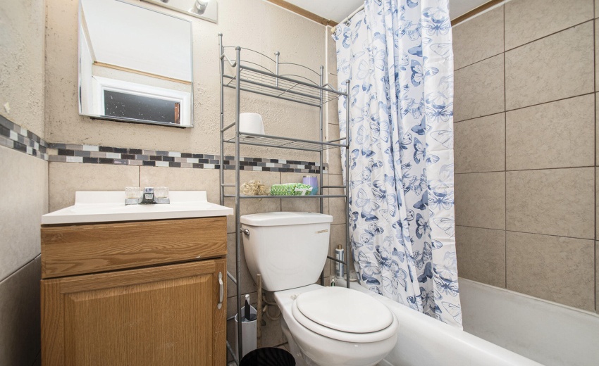 1400 2nd bath