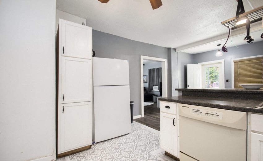 1400 kitchen