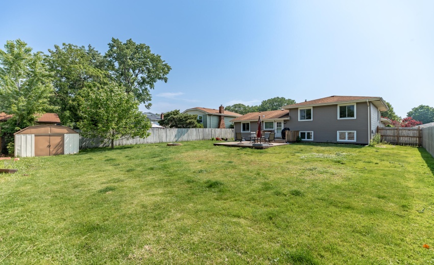 8624 Garfield Ave-5