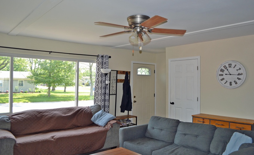 ENTRY DOOR LIVING ROOM