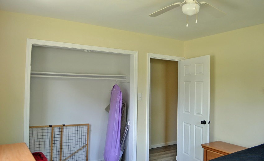 BR 3 CLOSET
