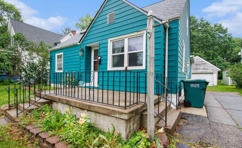 006_250613-482groveave-27_793