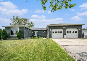 1390 Lakeside Street, La Porte, Indiana, 3 Bedrooms Bedrooms, 8 Rooms Rooms,3 BathroomsBathrooms,Residential,For Sale,Lakeside,NRA823303