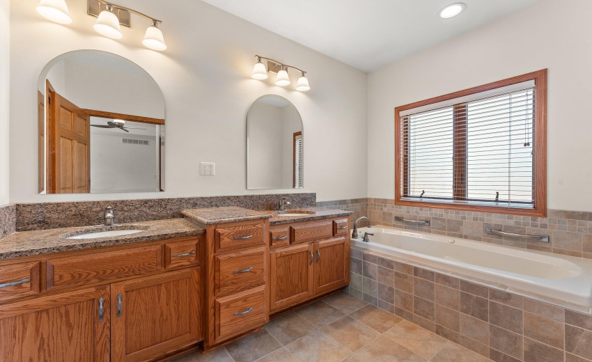 19-web-or-mls-DSC09181