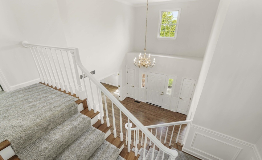 27 stairs to 2nd floor