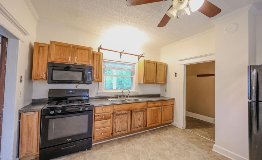 52-web-or-mls-307-walker-st