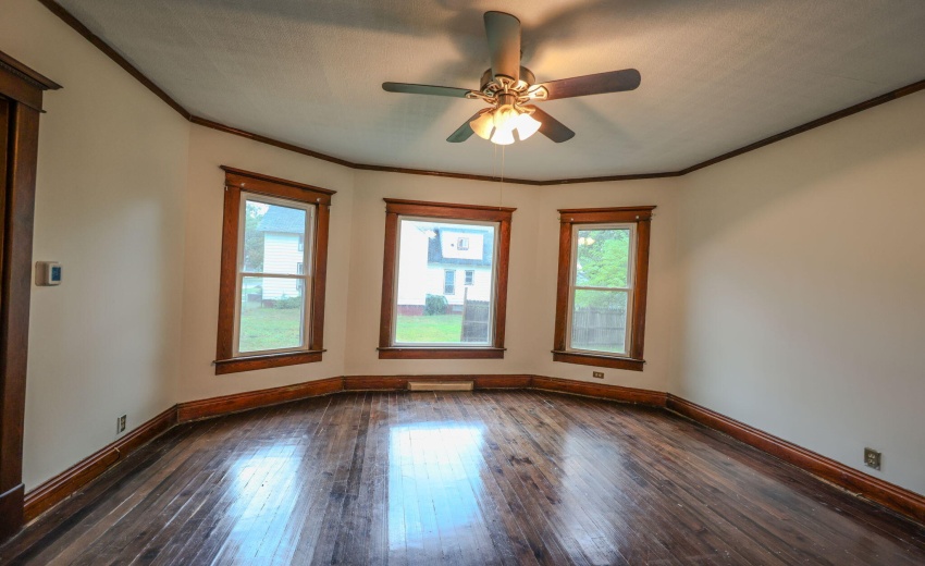 22-web-or-mls-307-walker-st