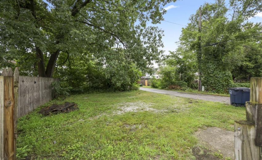 11-web-or-mls-307-walker-st