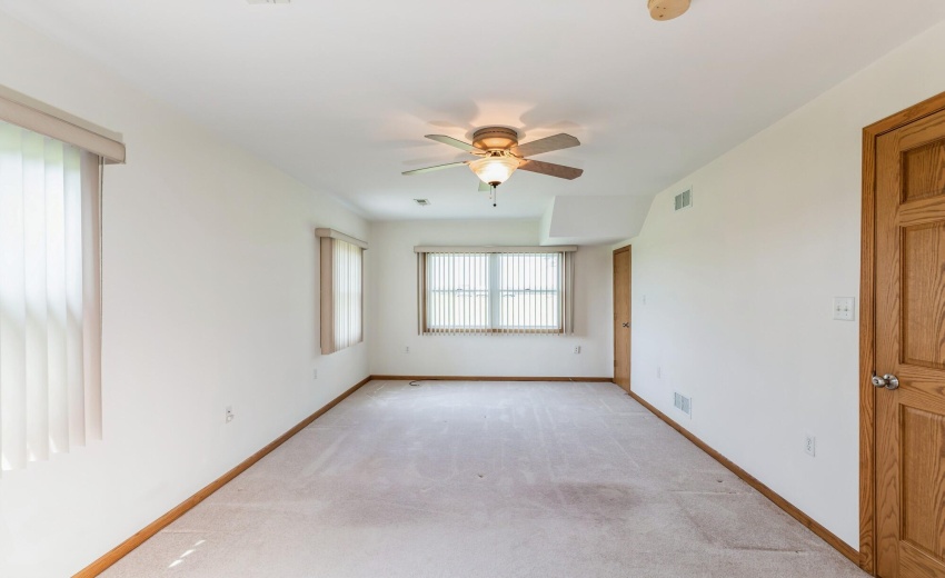 22_13617W117thAve_161_4thBedroom_MRED_20