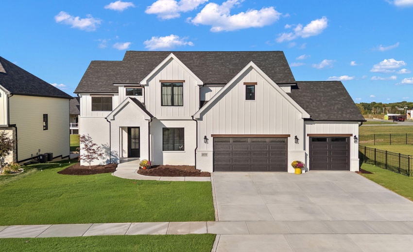 2-web-or-mls-Exterior