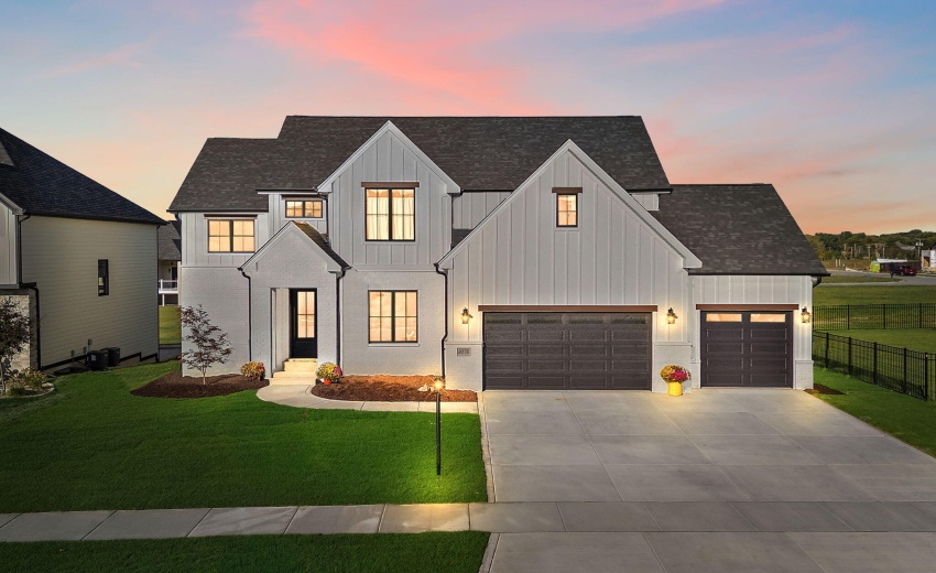 1-web-or-mls-Exterior-2