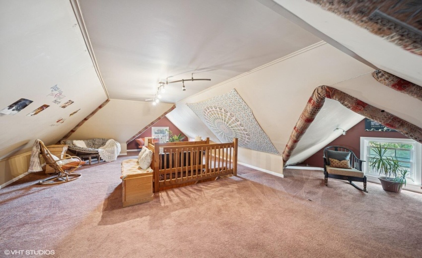 11_717PineStreet_2035_Large