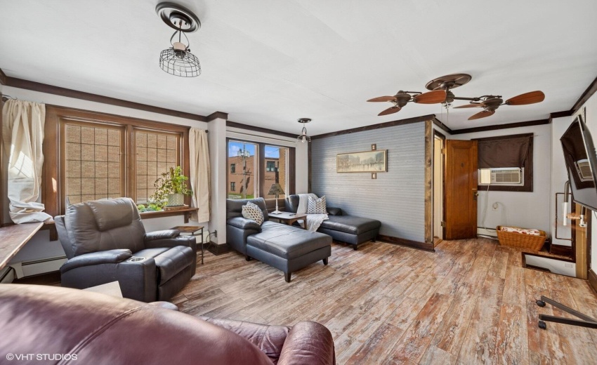 07_717PineStreet_2017_Large