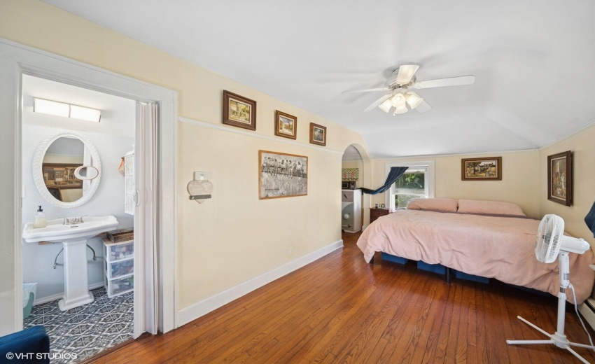 17_717PineStreet_2053_Large