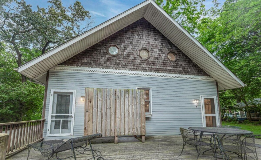 Seasonal Outdoor Shower