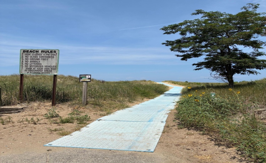 Beautiful Sandy Beach Access