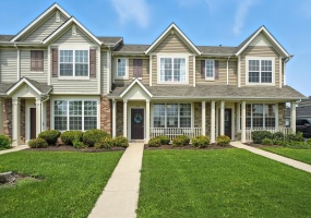 922 115th Place, Crown Point, Indiana, 2 Bedrooms Bedrooms, 5 Rooms Rooms,2 BathroomsBathrooms,Residential,For Sale,115th,NRA826363