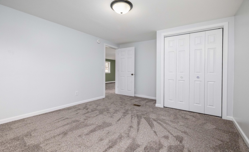 306 S Chestnut St Earl Park-22