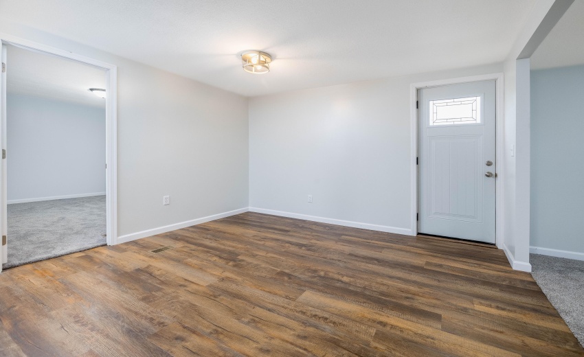 306 S Chestnut St Earl Park-02