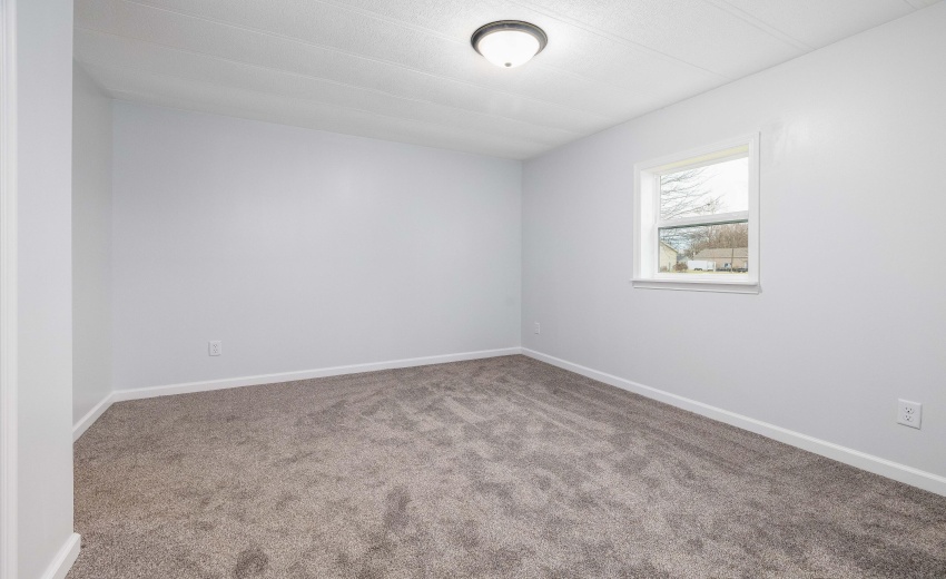 306 S Chestnut St Earl Park-10