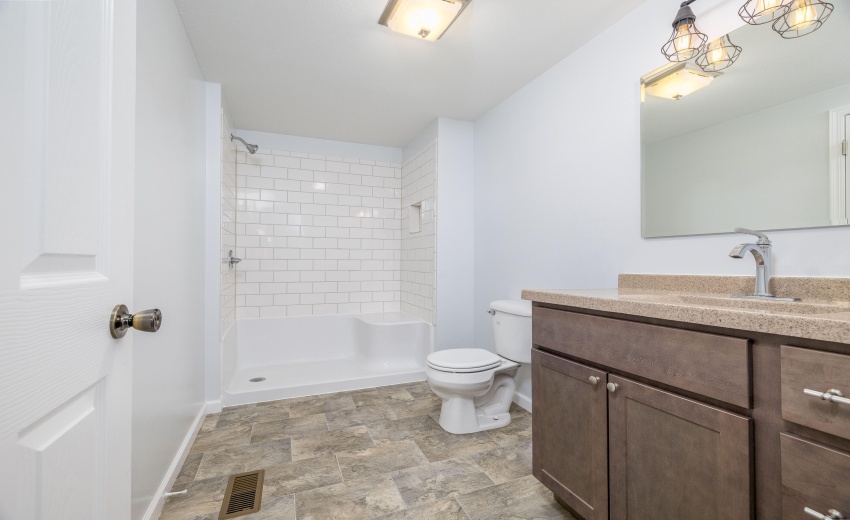 306 S Chestnut St Earl Park-12