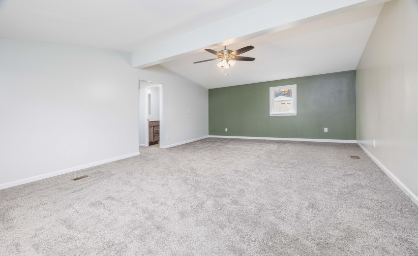 306 S Chestnut St Earl Park-15