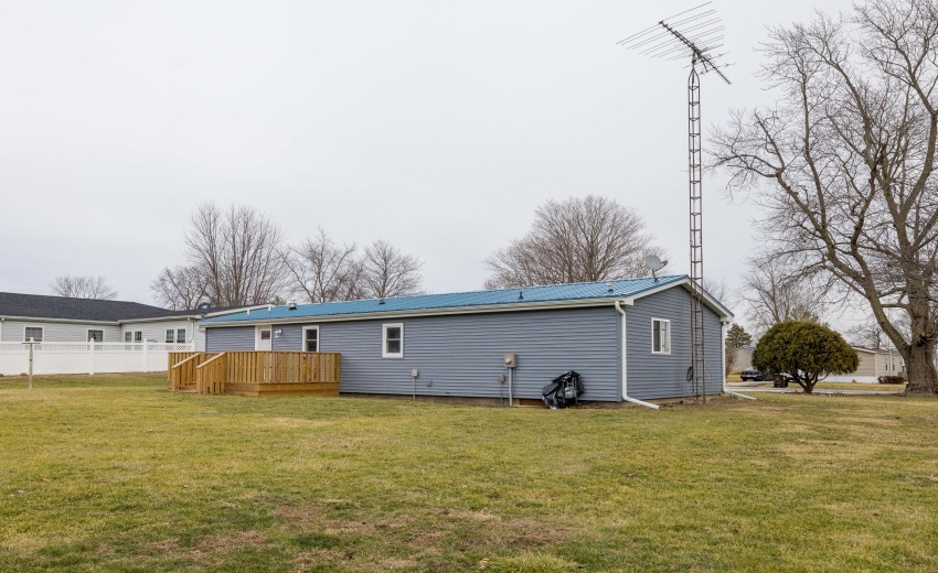 306 S Chestnut St Earl Park-29