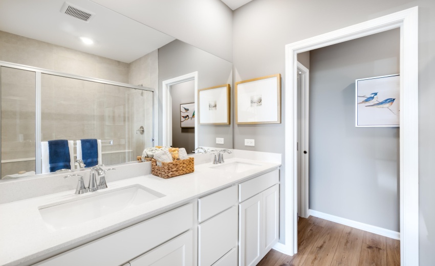 Owners bath