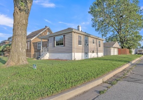 2618 163rd Place, Hammond, Indiana, 2 Bedrooms Bedrooms, 4 Rooms Rooms,1 BathroomBathrooms,Residential,For Sale,163rd,NRA827192