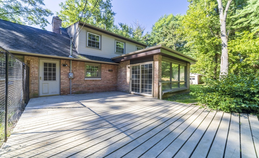 TBackPorch820North0021