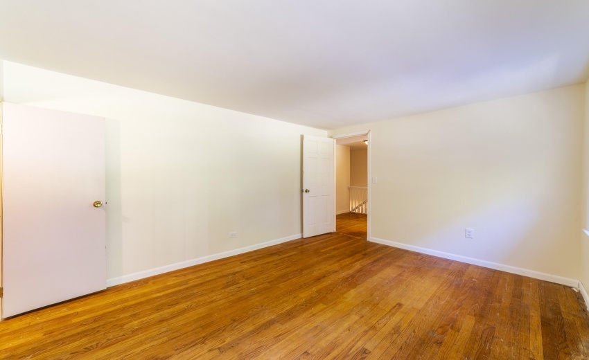 NForthBed820North0070