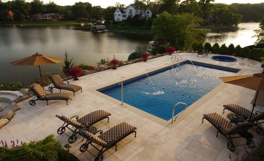 459 Surrey Hill Lane Pool with fountains
